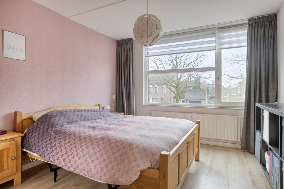 Photo 13 of Vlinderstraat 25