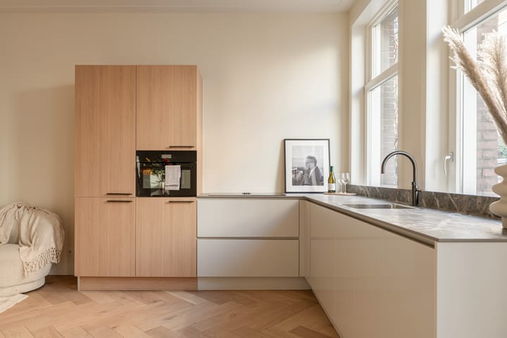 Photo 4 of Pieter Aertszstraat 110-H