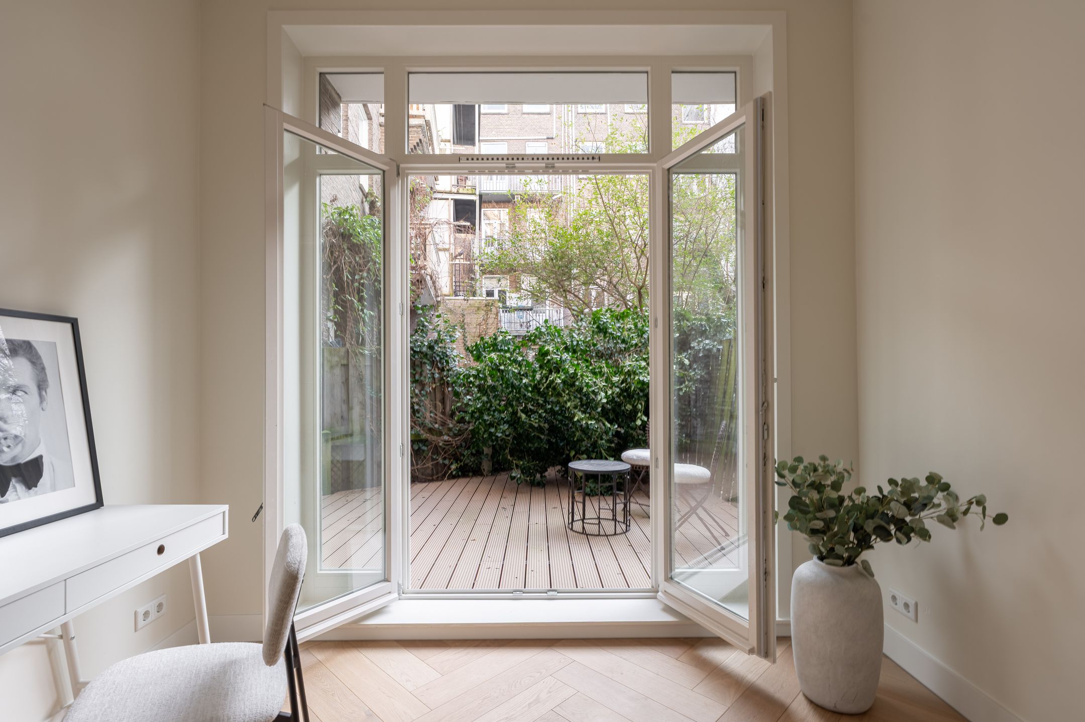 Photo 18 of Pieter Aertszstraat 110-H