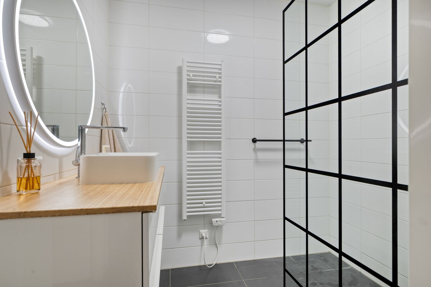 Foto 19 van Nida Senffstraat 91