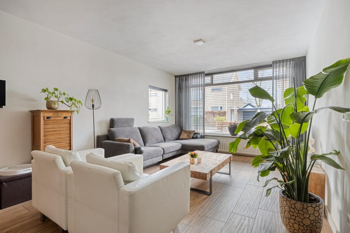 Vrijstaande woning te koop: Brabantstraat 1, Prinsenbeek