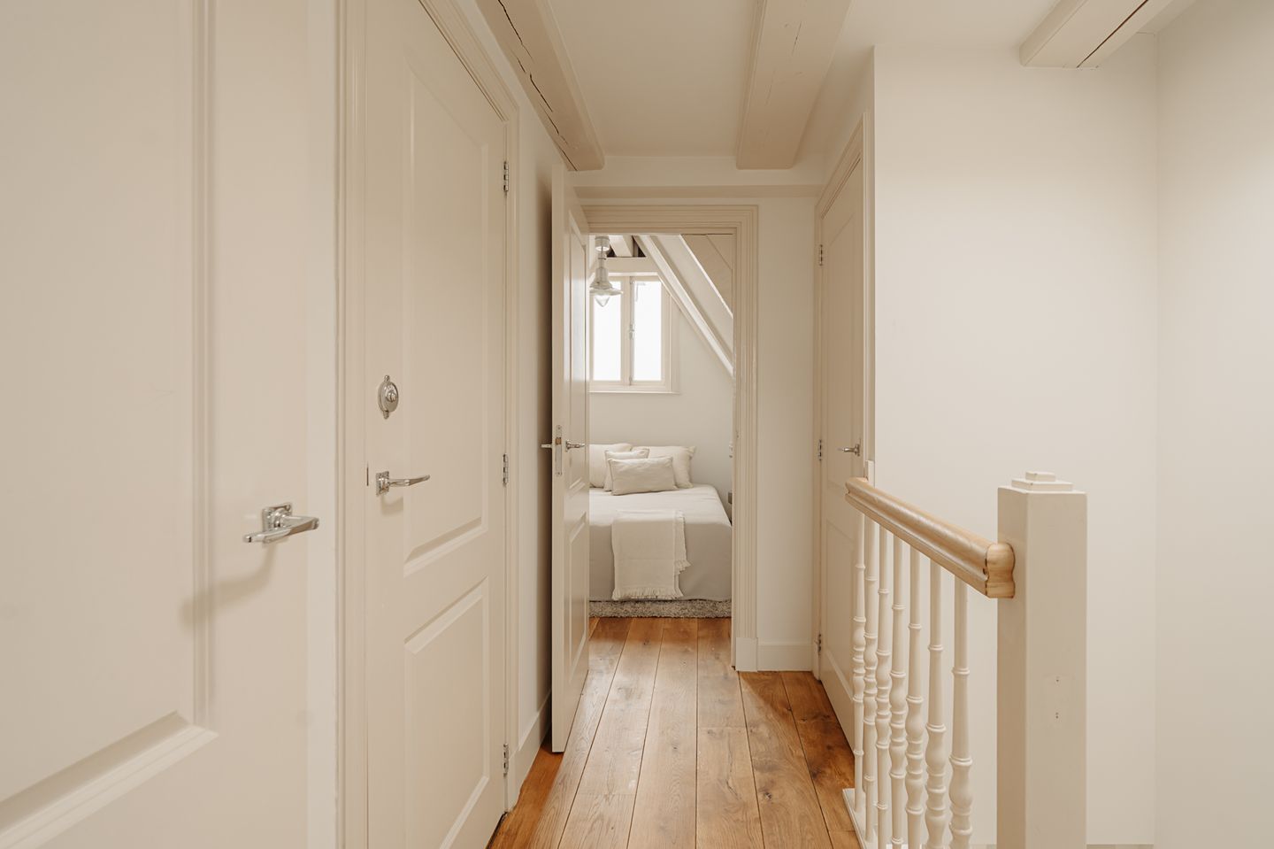 Foto 20 van Haarlemmerdijk 138-C