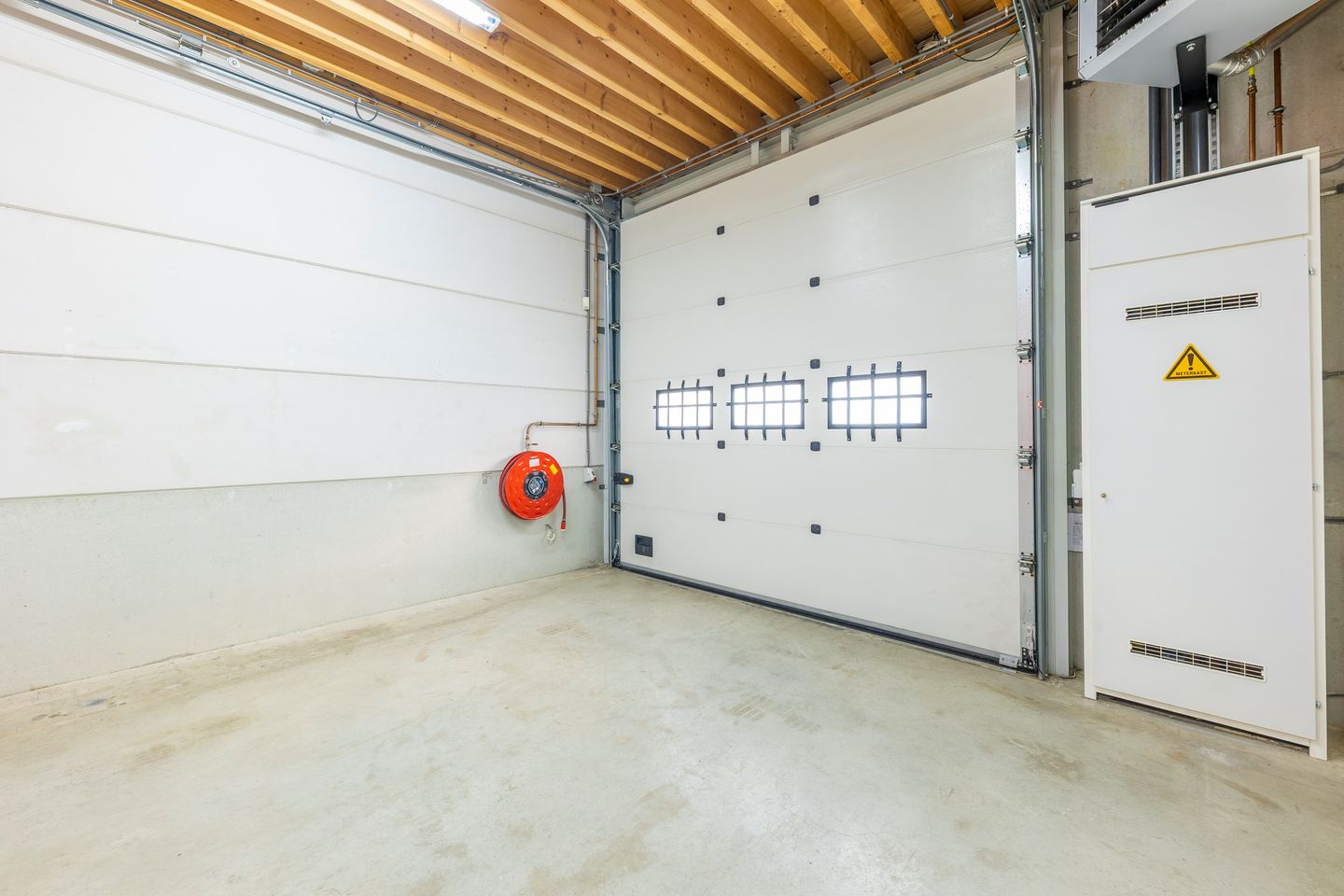 Bekijk foto 4 van Bedrijfsweg 35