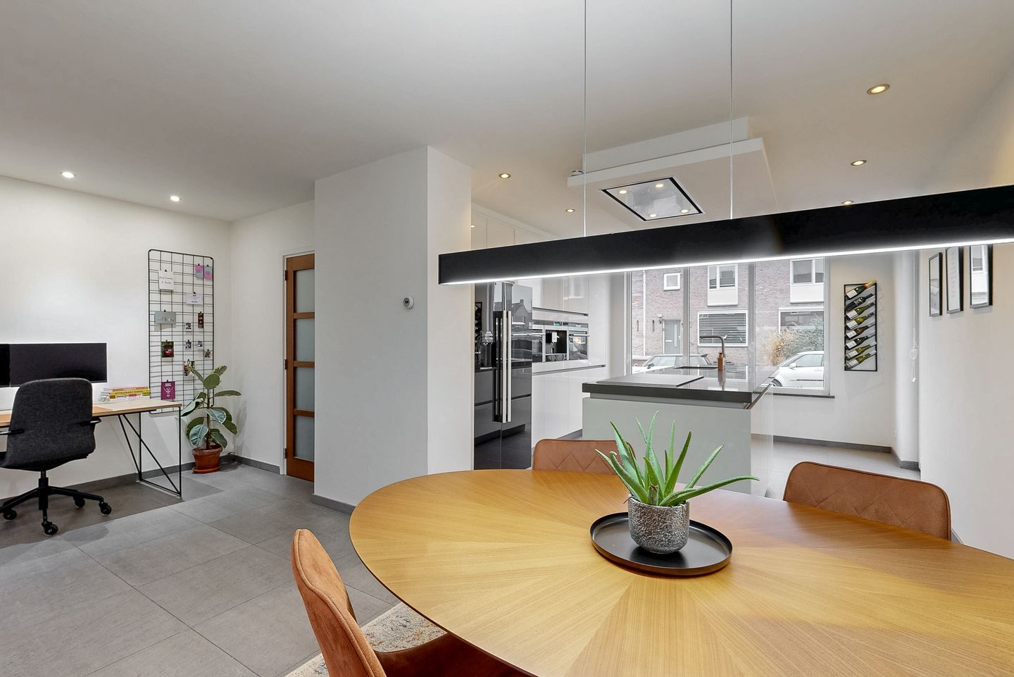 Foto 10 van Doctor Poelsstraat 20