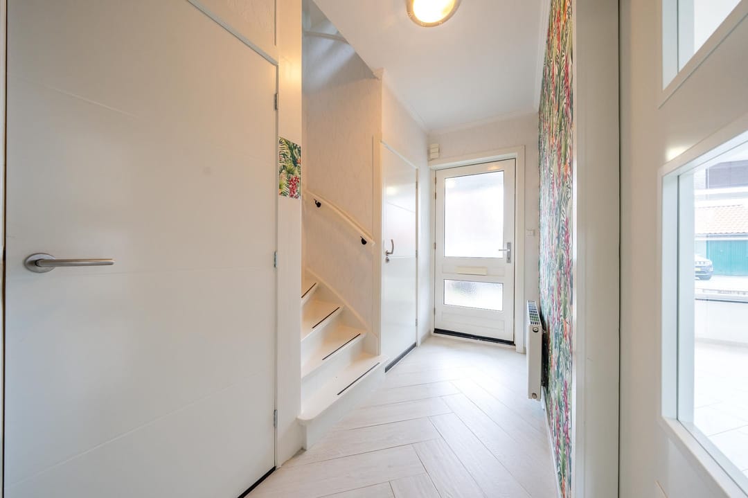 Photo 16 of Zonstraat 31