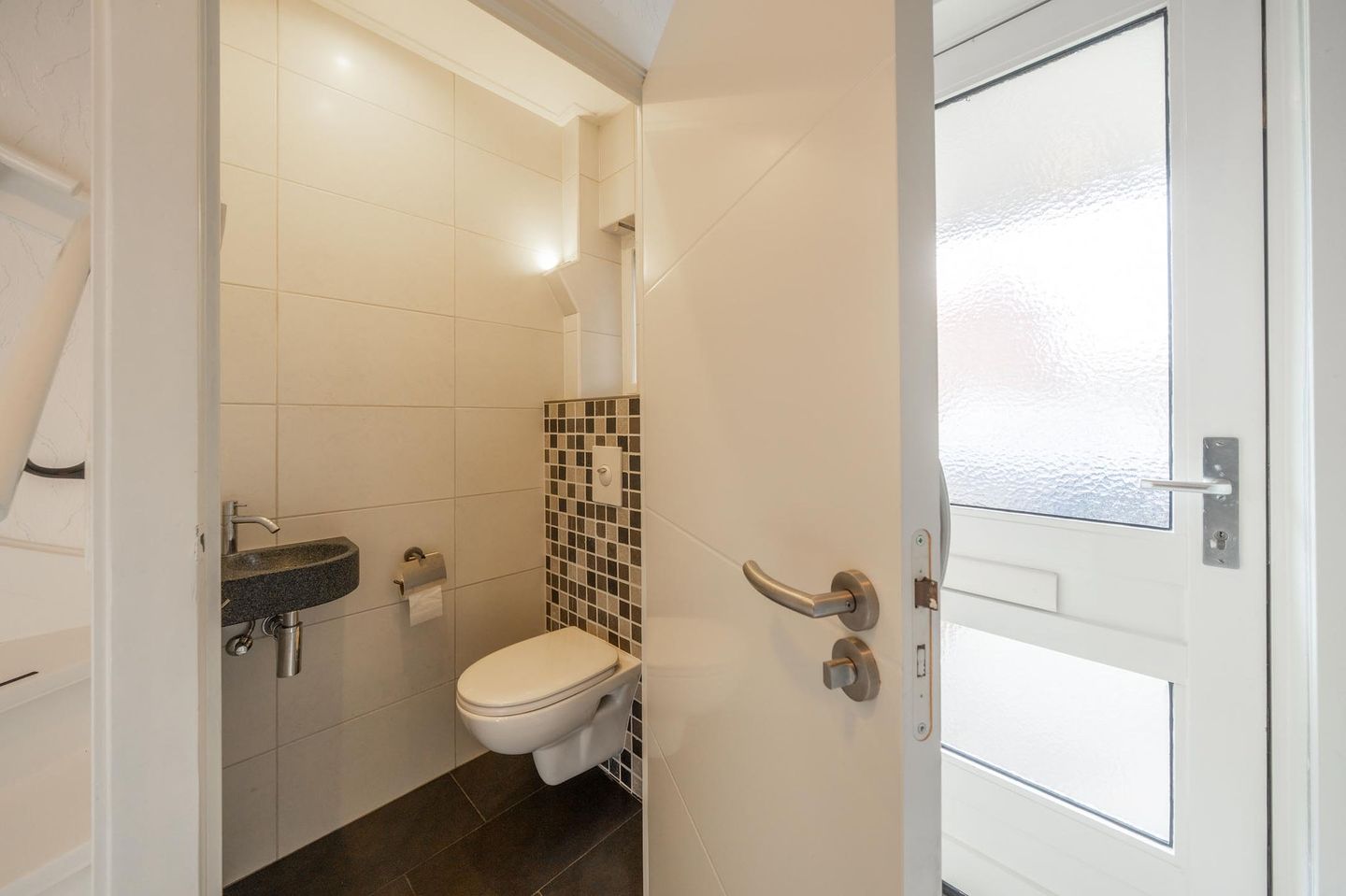 Photo 19 of Zonstraat 31