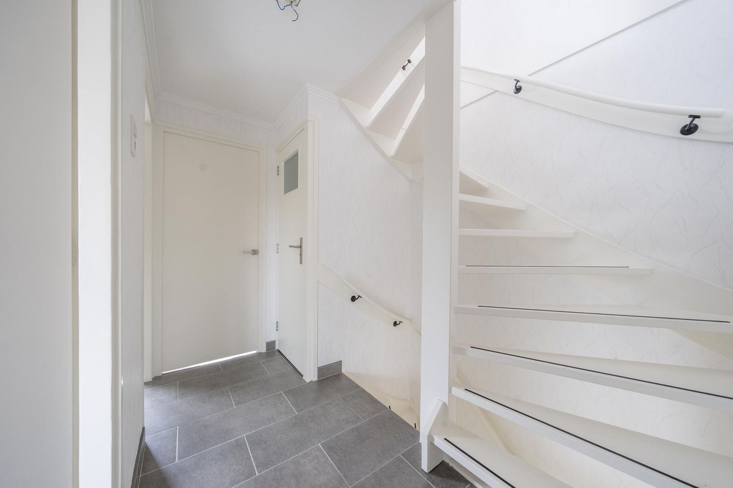 Photo 20 of Zonstraat 31