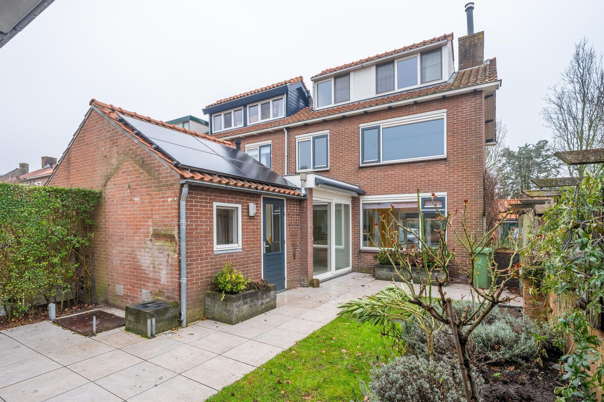 Photo 3 of Zonstraat 31