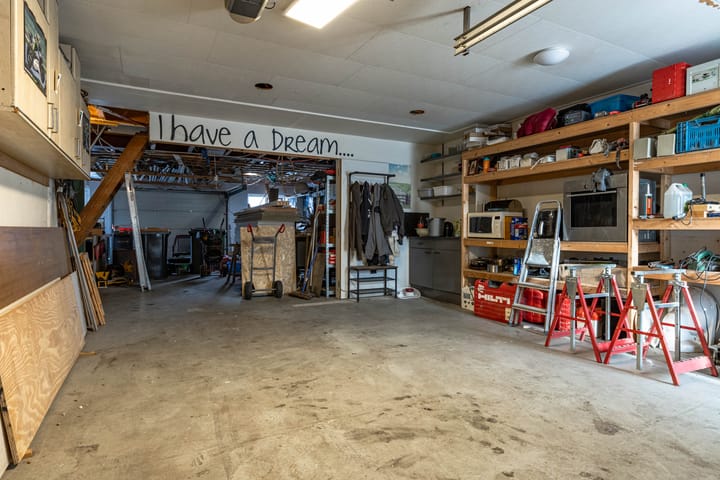 Photo 12 of Broek 29