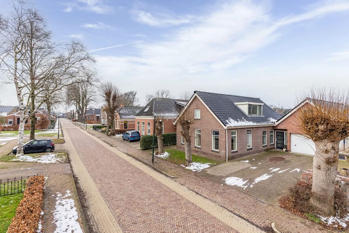 Photo 43 of Broek 29