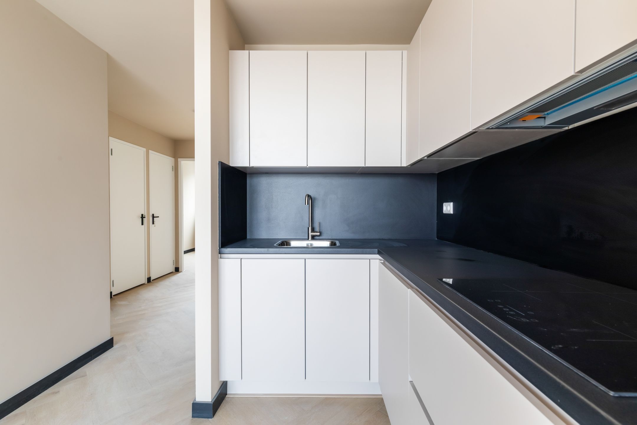 Photo 12 of Putsebocht 99-B02