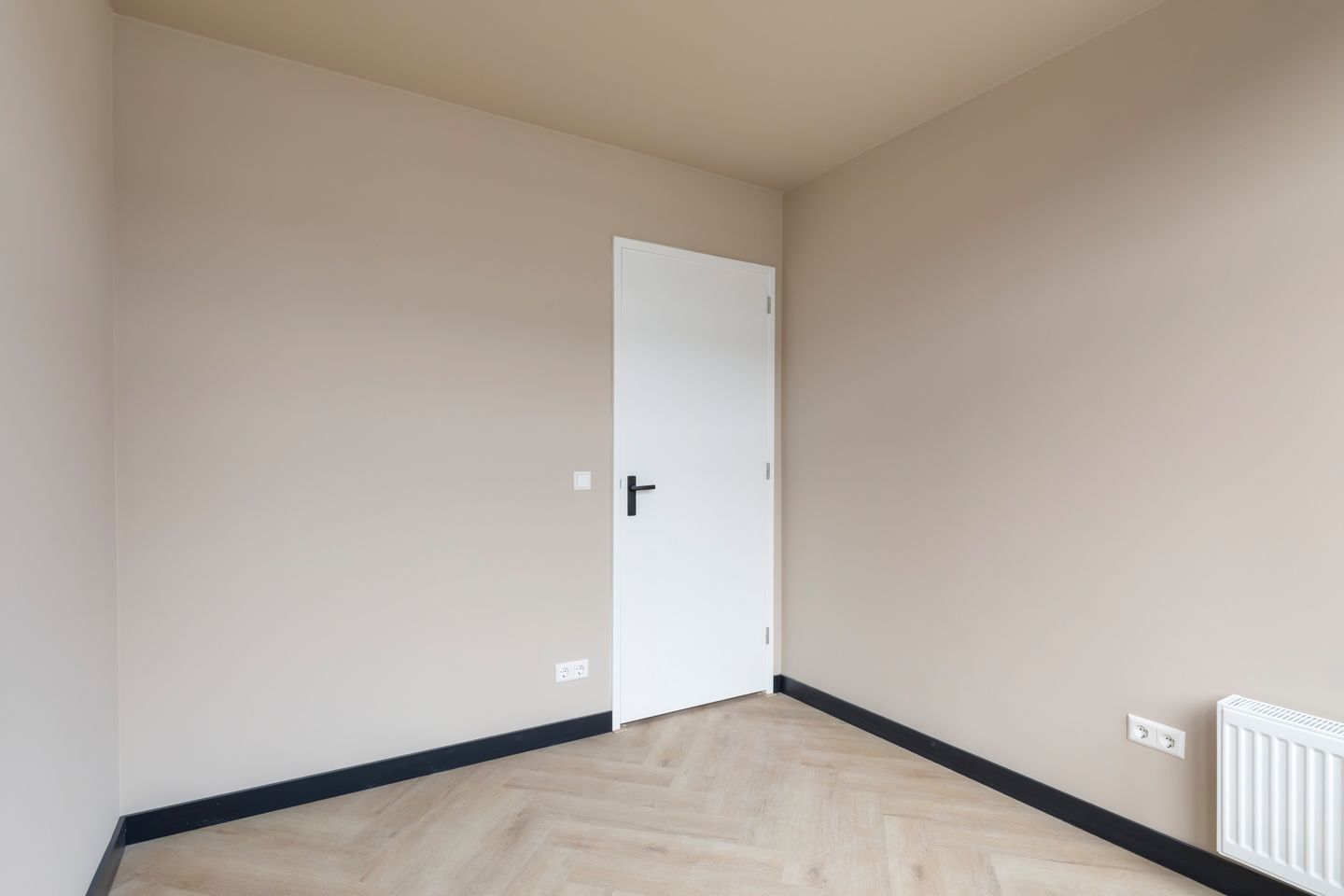 Photo 20 of Putsebocht 99-B02