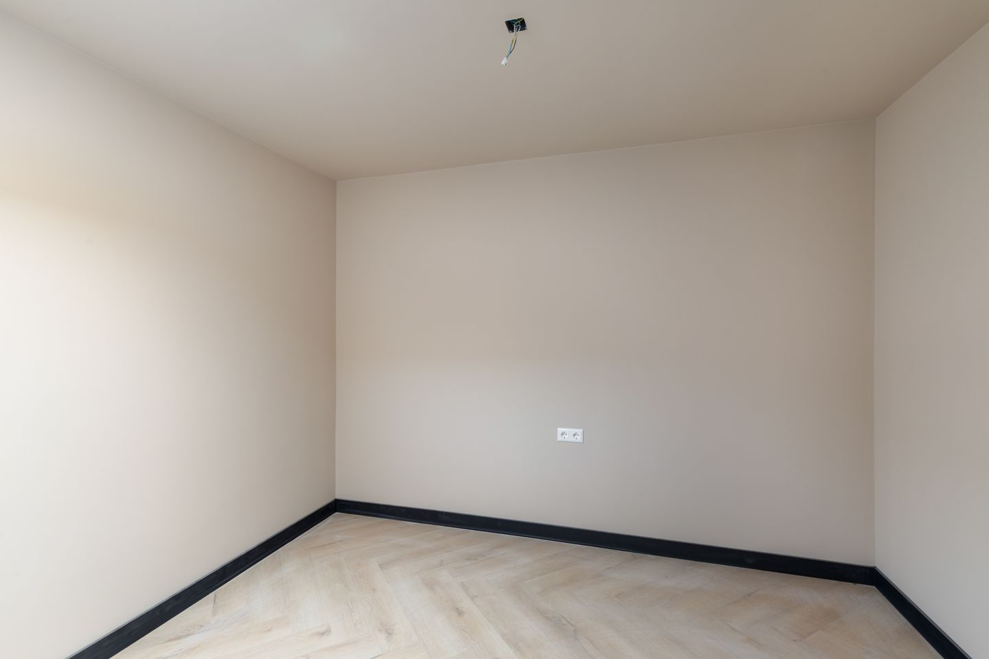 Photo 14 of Putsebocht 99-B03