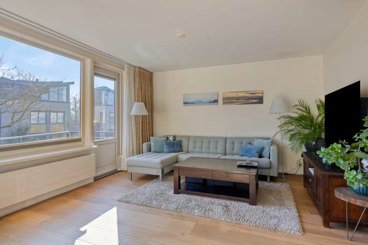 Photo 13 of Spyridon Louisweg 90