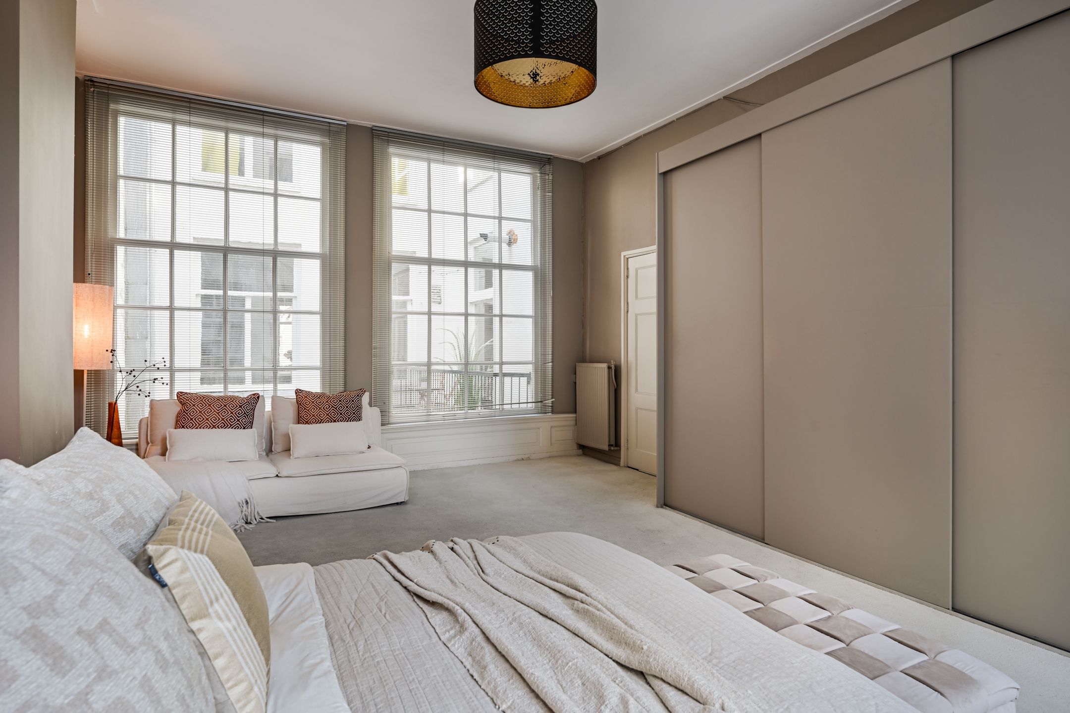 Foto 36 van Oudezijds Voorburgwal 145-A