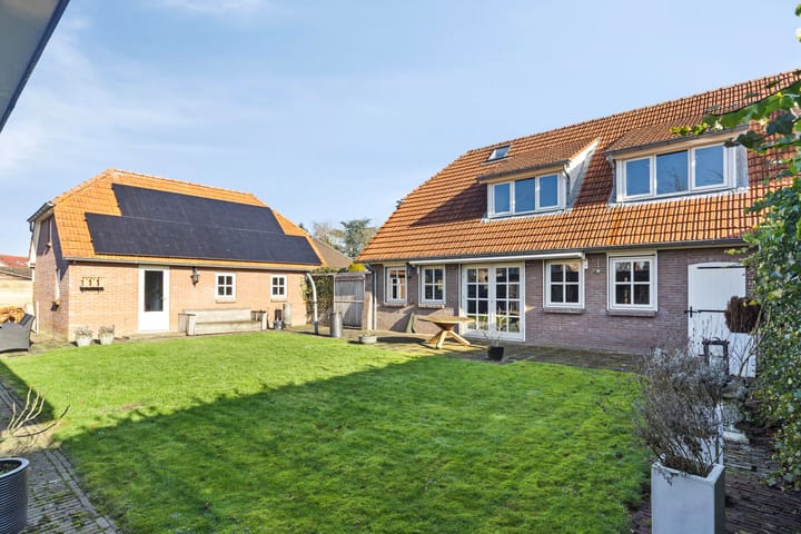 Photo 50 of Stationsstraat 27-A