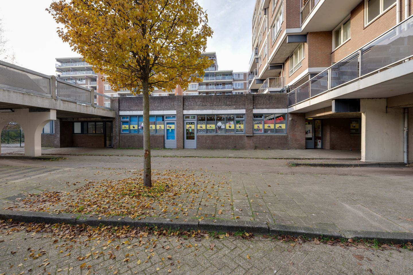 View photo 4 of Engelenburg 2-4