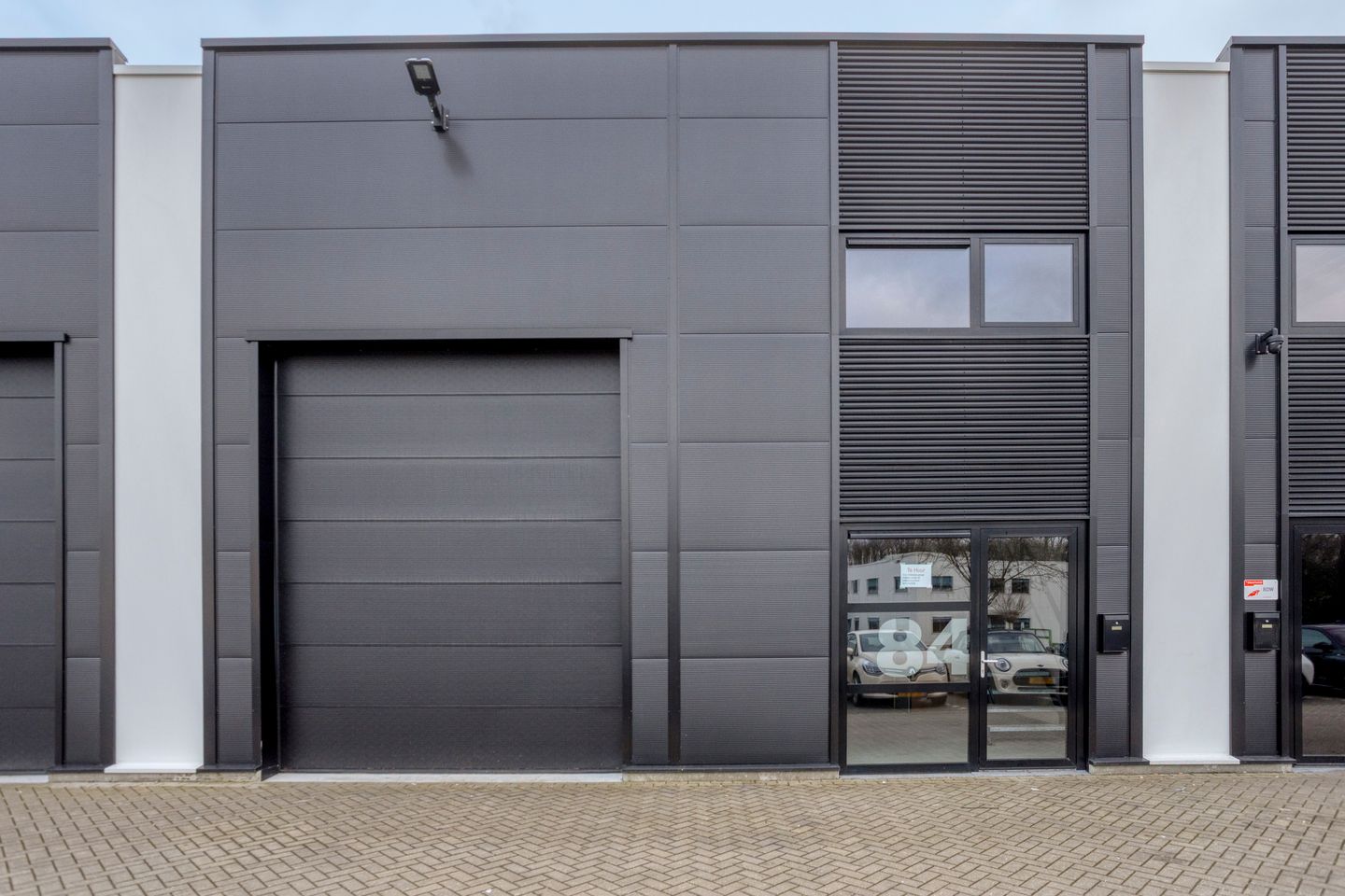 Bekijk foto 4 van Hendrikkenhofstraat 84