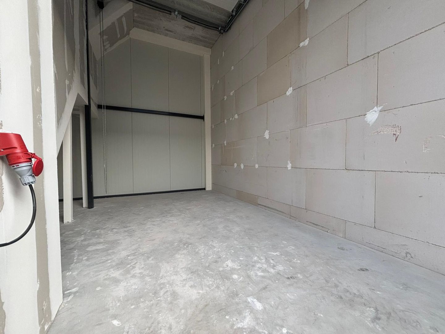 View photo 5 of Industrieweg 2-D