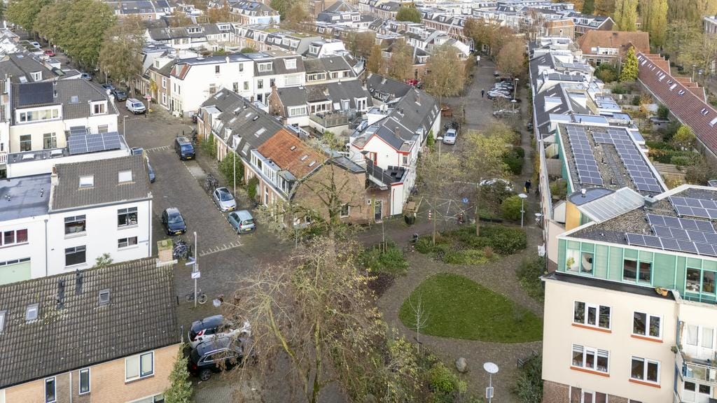 Photo 39 of Gildstraat 200