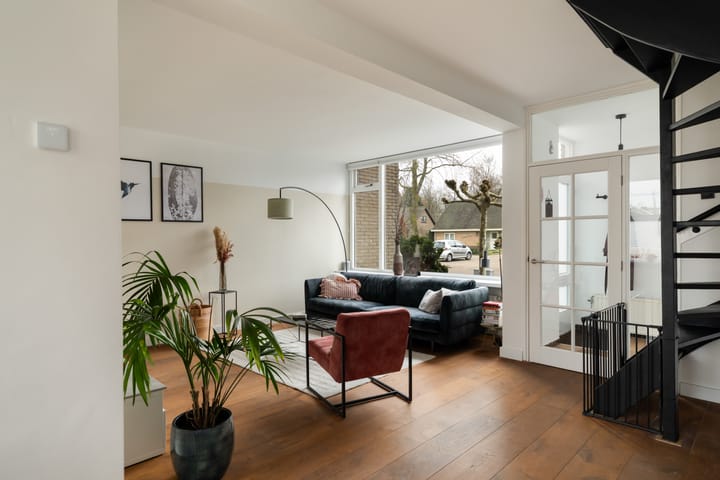 Foto 15 van Tromplaan 18