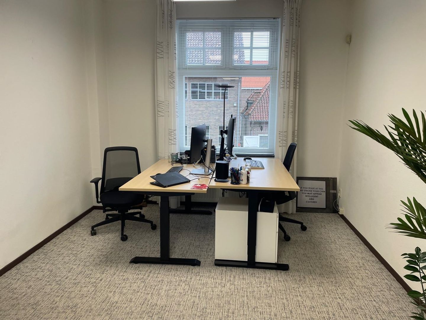 View photo 2 of Diepstraat 3