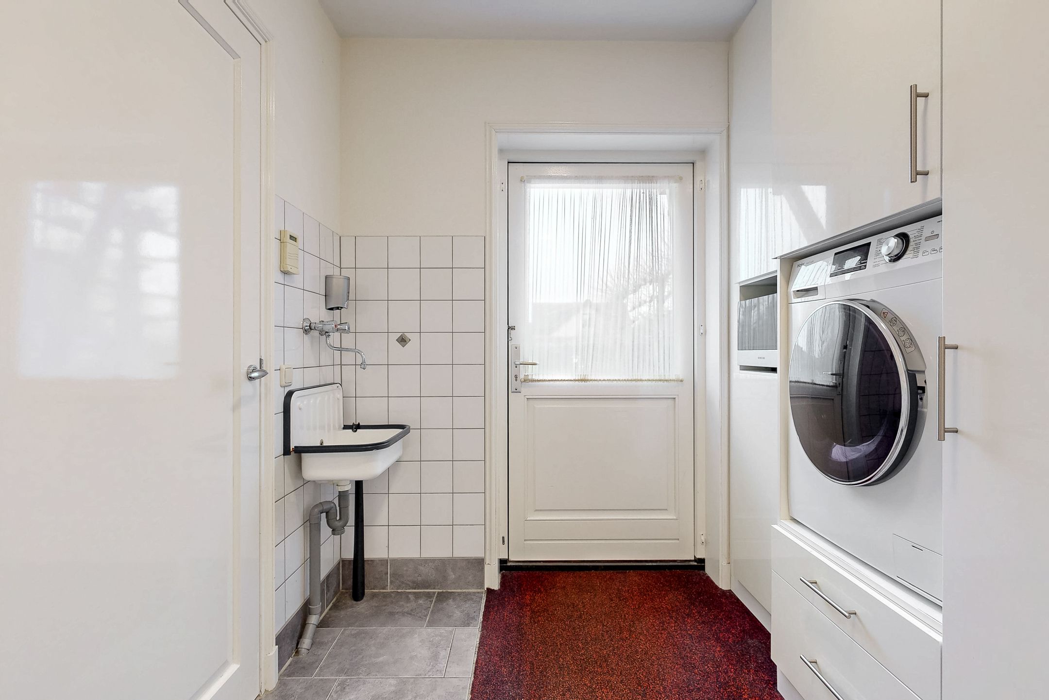 Photo 21 of Zwaagdijk 373