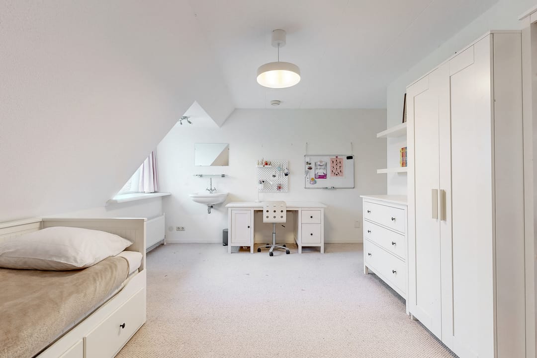 Photo 37 of Zwaagdijk 373