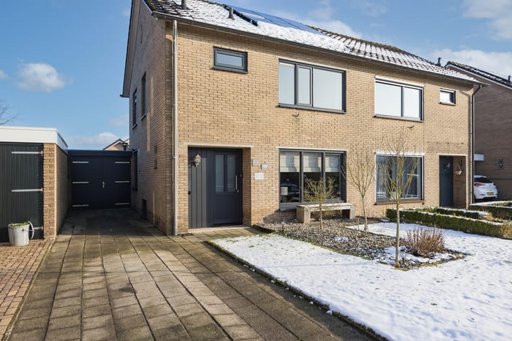 Foto 3 van Hora Siccamastraat 10