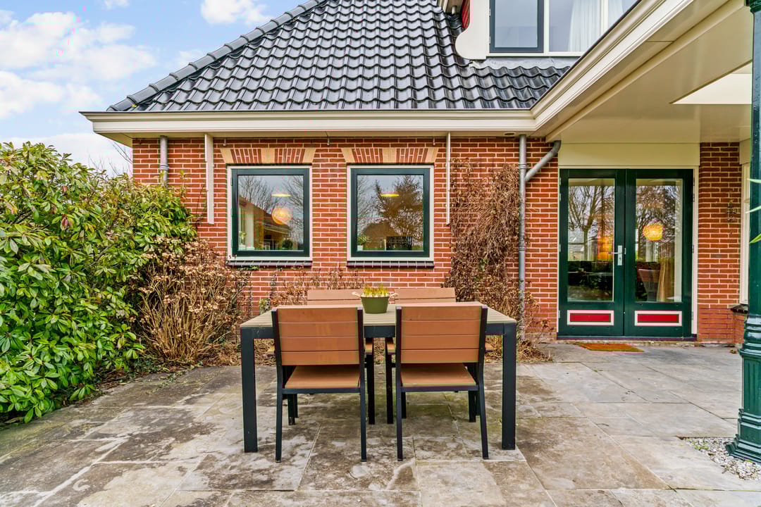 Photo 43 of Zwaagdijk 373