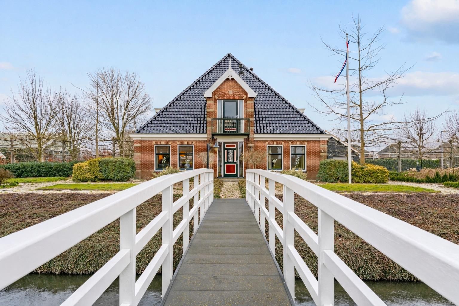 Photo 48 of Zwaagdijk 373