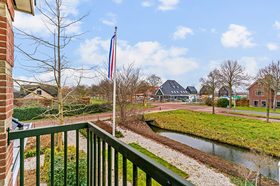 Photo 53 of Zwaagdijk 373