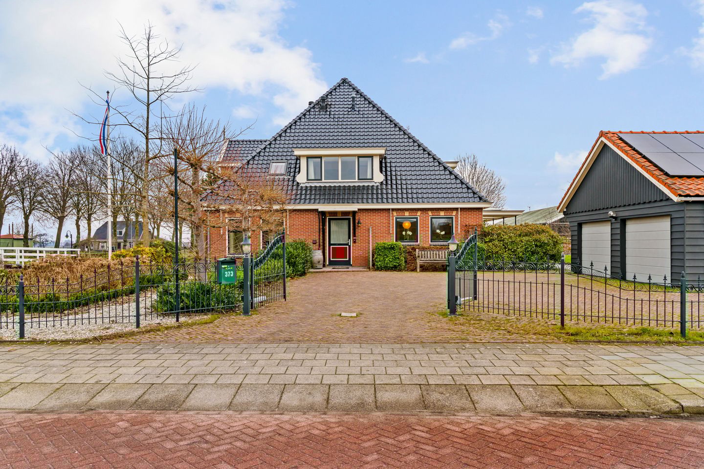 Photo 55 of Zwaagdijk 373