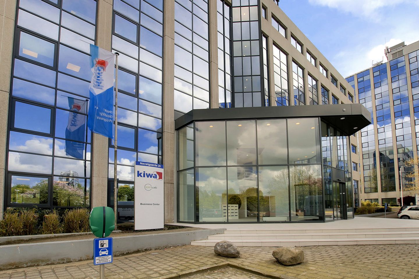 Bekijk foto 3 van Nevelgaarde 20-35