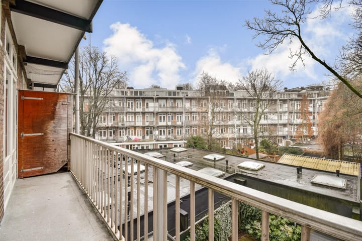 Photo 9 of Geuzenstraat 38-2