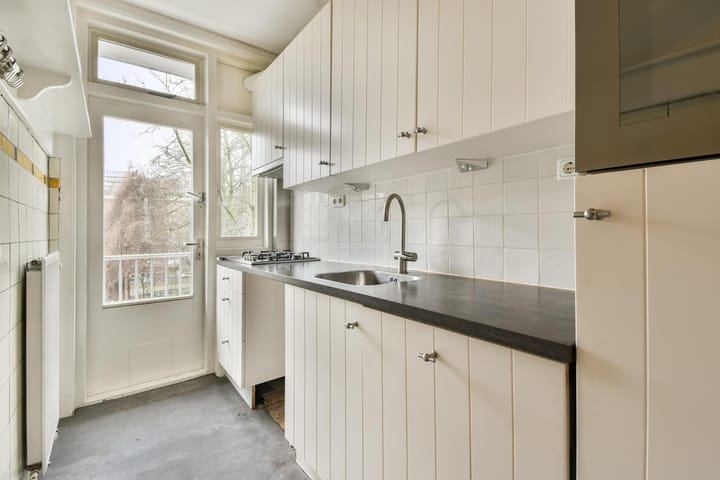 Photo 7 of Geuzenstraat 38-2