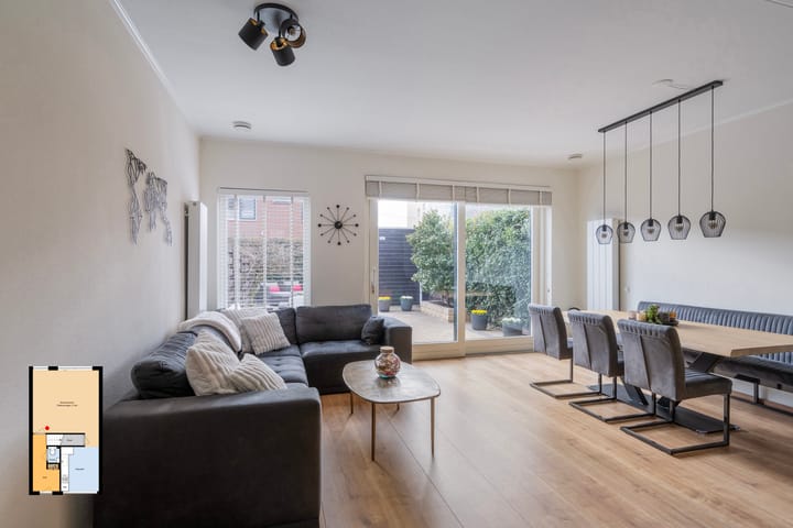 Photo 2 of Abraham Maatstraat 32