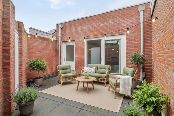 Photo 4 of Grotestraat 67