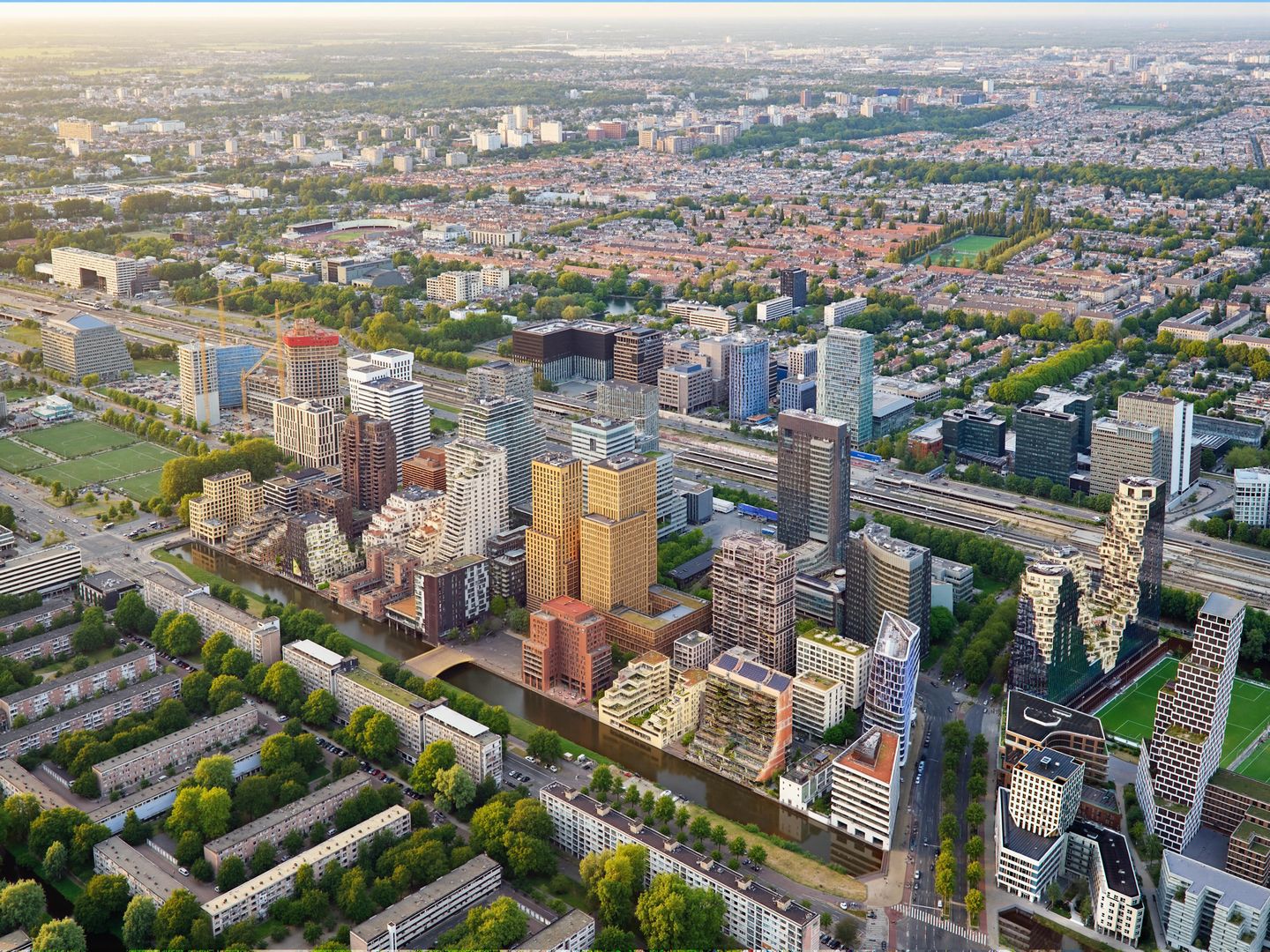 View photo 3 of Beethovenstraat 733