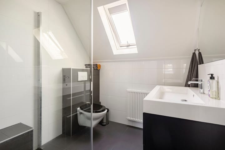 Photo 32 of Bunschoterweg 4