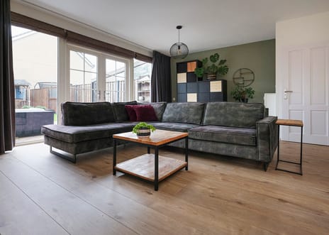 Fluoriet 1 tertiary image