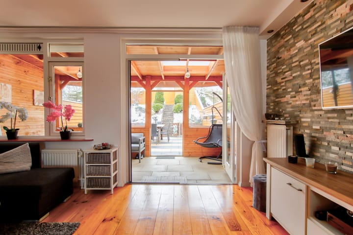 Foto 14 van Robert Stolzhof 25