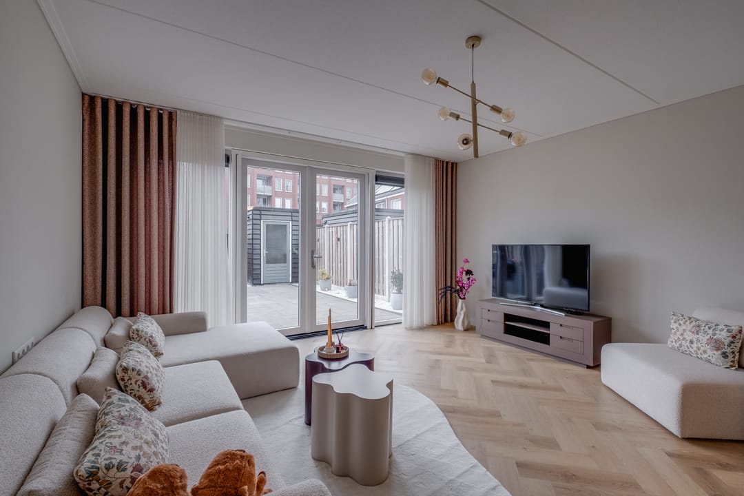 Photo 11 of Zaanstraat 188