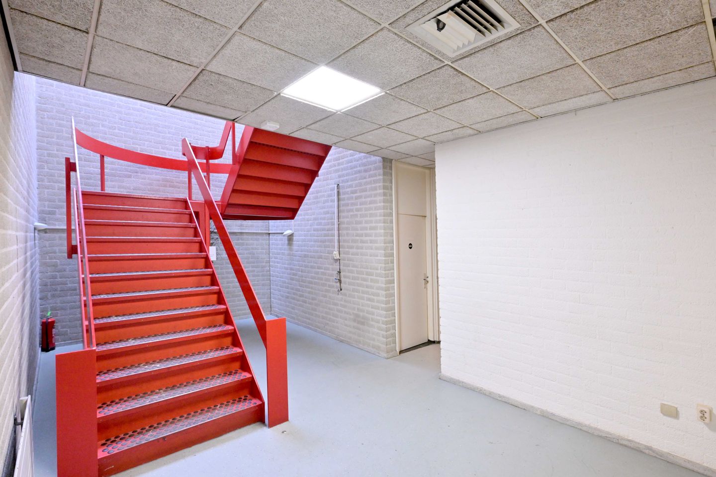 Bekijk foto 3 van Kamperstraat 24