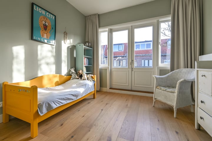 Photo 15 of Jelgersmastraat 24