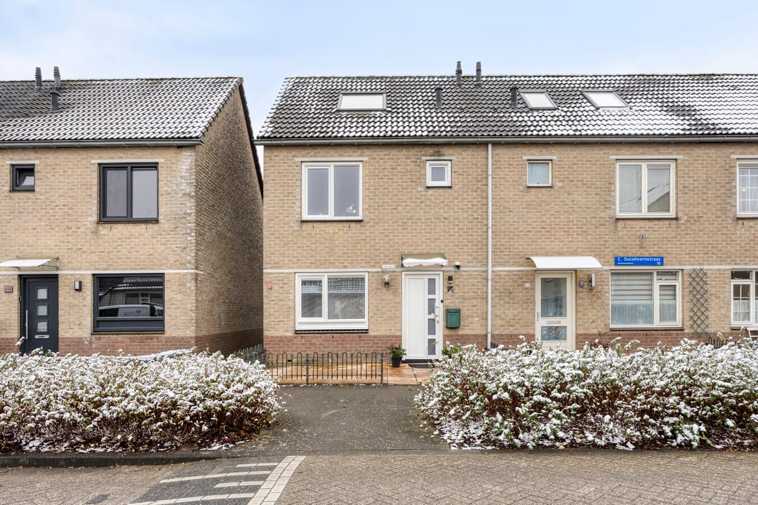 Photo 37 of C. Outshoornstraat 25