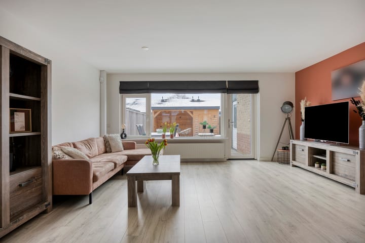 Photo 2 of C. Outshoornstraat 25