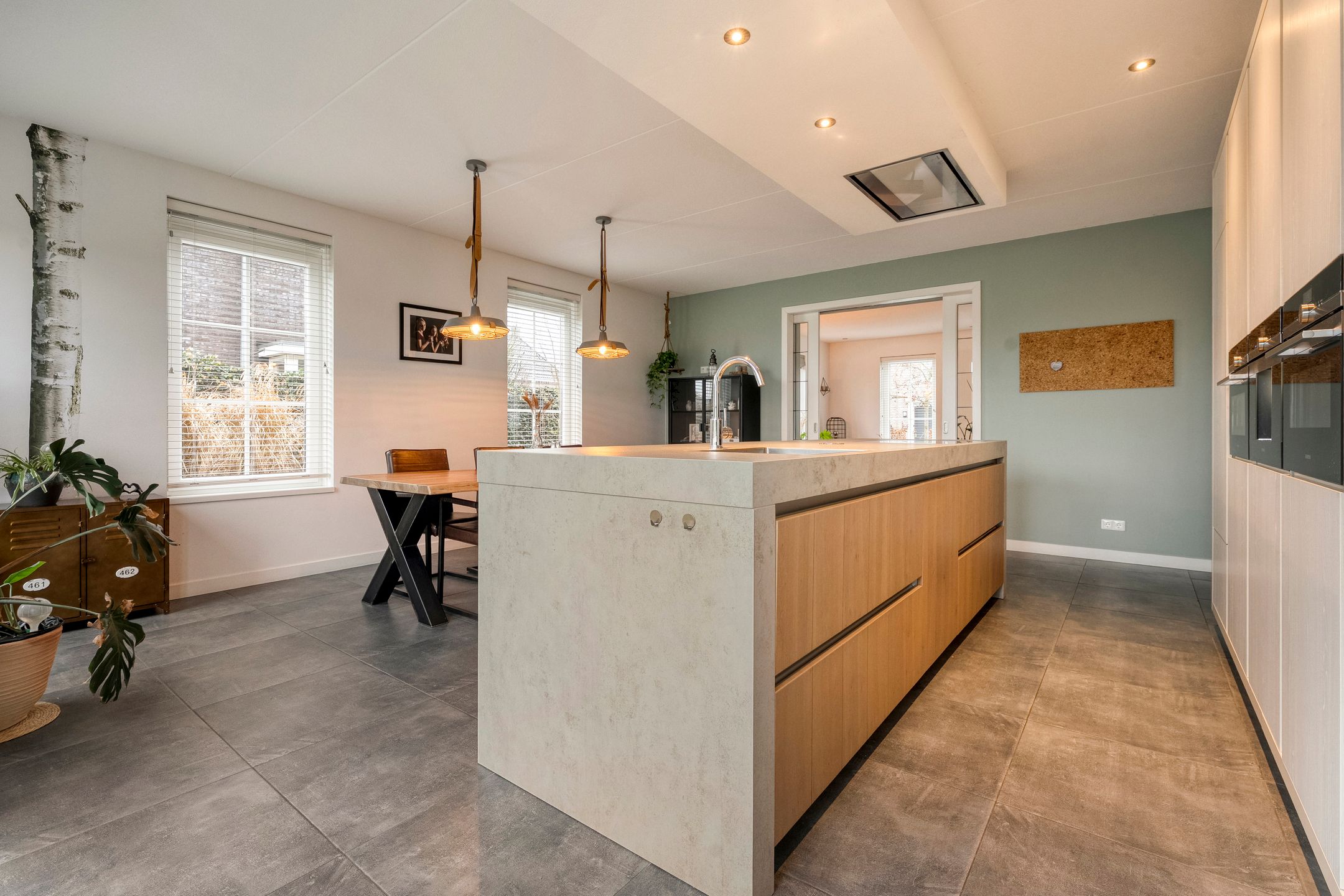 Photo 12 of Van Foreestallee 20