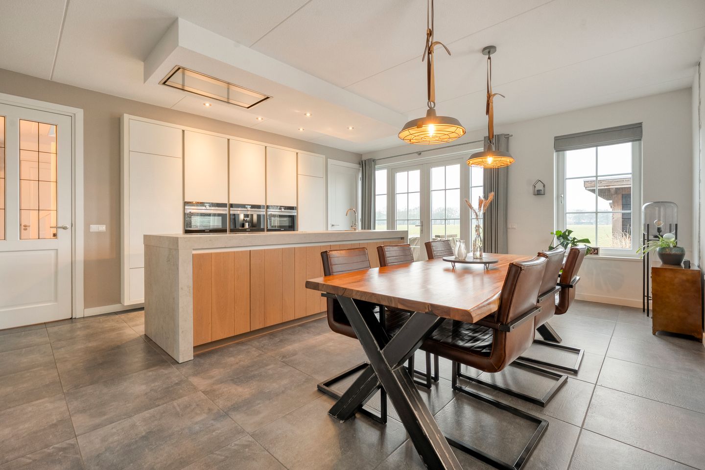 Photo 14 of Van Foreestallee 20