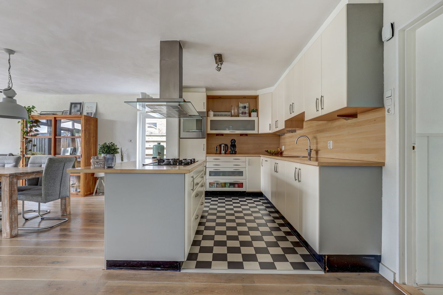 Foto 14 van Nieuwe Kerkstraat 47